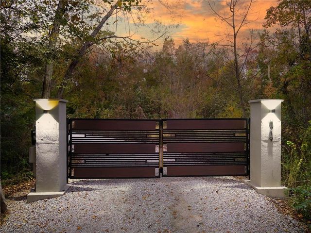 9619 Marchand Avenue, Daphne, AL 36526