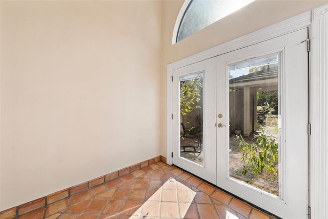 3825 N 30th Street, Waco, TX 76708