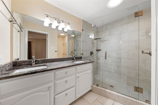 3825 N 30th Street, Waco, TX 76708