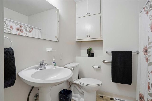 10301 W 89th Street, Overland Park, KS 66214