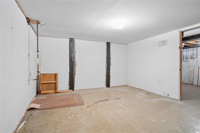 10301 W 89th Street, Overland Park, KS 66214