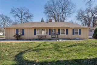 10301 W 89th Street, Overland Park, KS 66214