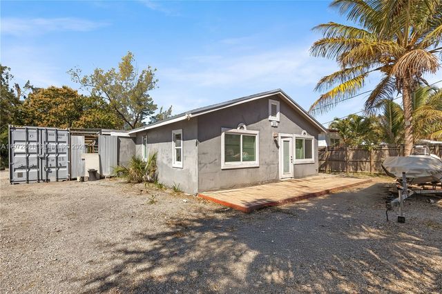 8800 NW 20th Ave, Miami, FL 33147