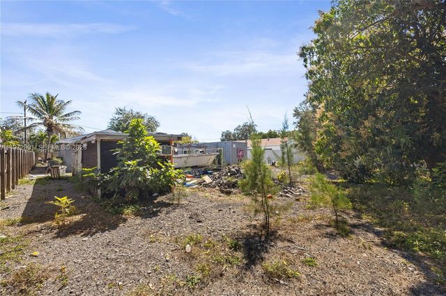 8800 NW 20th Ave, Miami, FL 33147