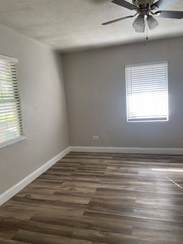 3845 Rosedale Street, Houston, TX 77004