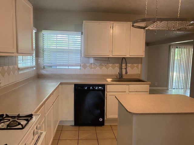 3845 Rosedale Street, Houston, TX 77004
