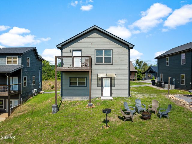 2107 Eagle Feather Drive, Sevierville, TN 37862