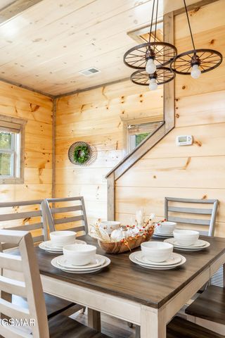 2107 Eagle Feather Drive, Sevierville, TN 37862