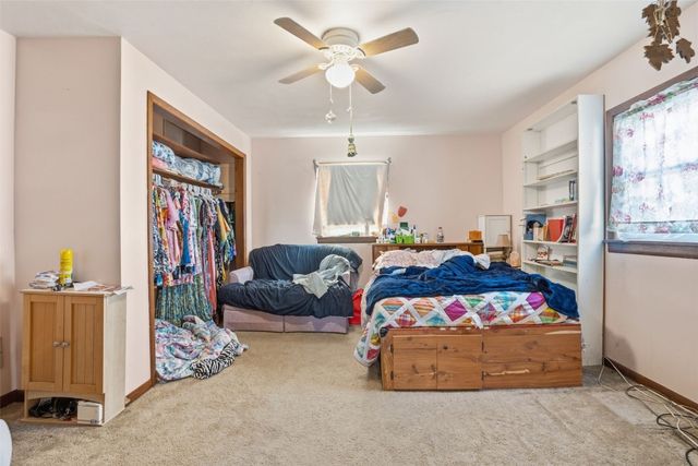 105 Harrison Street SE, Cascade, IA 52033