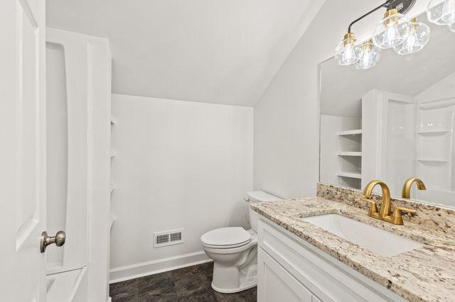 3217 Church St, Burns, TN 37029