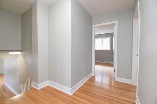 141 Wesley Avenue, Oak Park, IL 60302