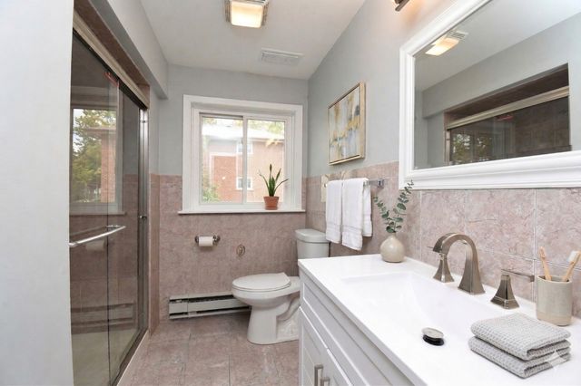 141 Wesley Avenue, Oak Park, IL 60302