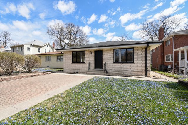 141 Wesley Avenue, Oak Park, IL 60302