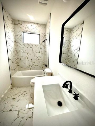 225 TOURNAMENT ROAD, Rotonda West, FL 33947