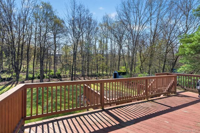 35 Cora Rose Lane, Huguenot, NY 12746