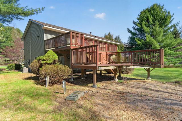 35 Cora Rose Lane, Huguenot, NY 12746