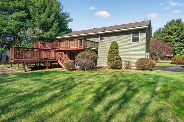 35 Cora Rose Lane, Huguenot, NY 12746