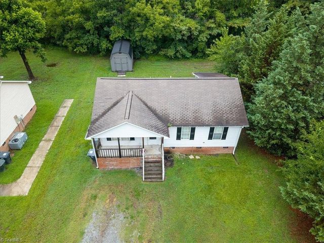 4313 Maybrook Drive, Greensboro, NC 27405