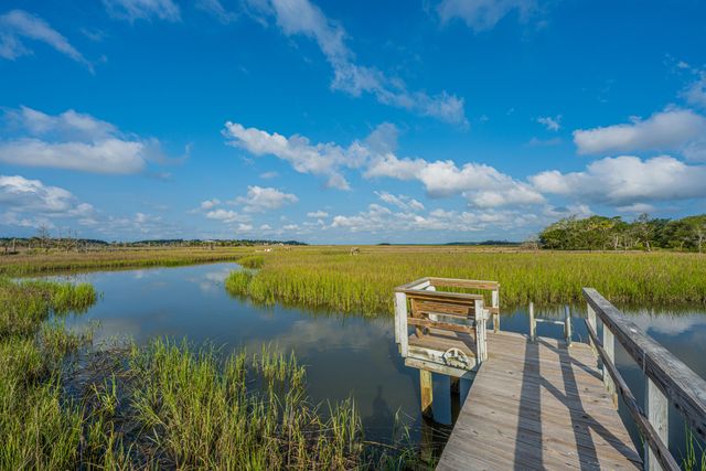 925 Edding Creek Drive, Edisto Island, SC 29438