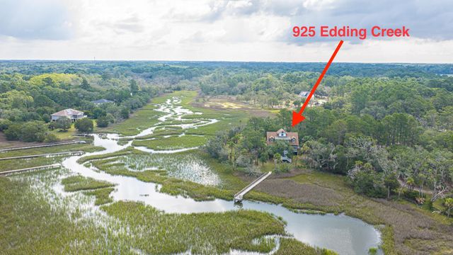 925 Edding Creek Drive, Edisto Island, SC 29438