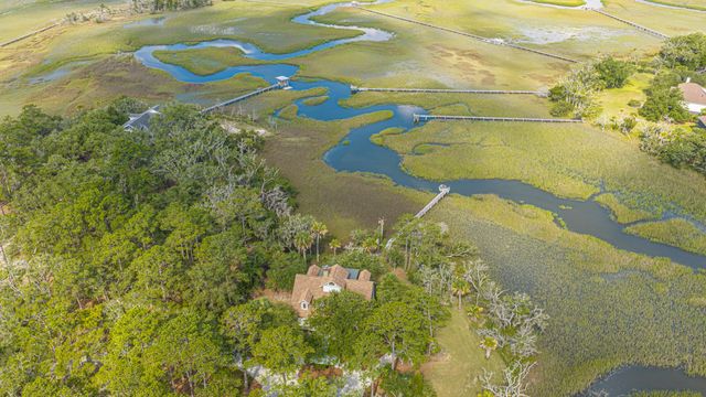 925 Edding Creek Drive, Edisto Island, SC 29438