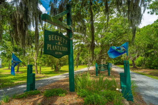925 Edding Creek Drive, Edisto Island, SC 29438