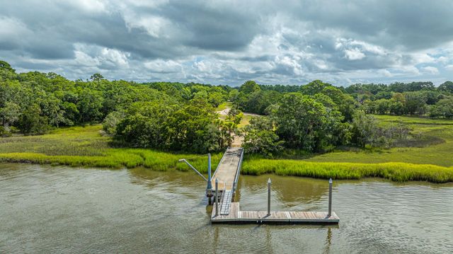 925 Edding Creek Drive, Edisto Island, SC 29438