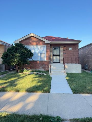 9018 S Ridgeland Avenue, Chicago, IL 60617