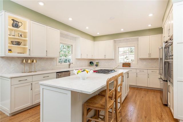 9275 Stonemist Trace, Roswell, GA 30076