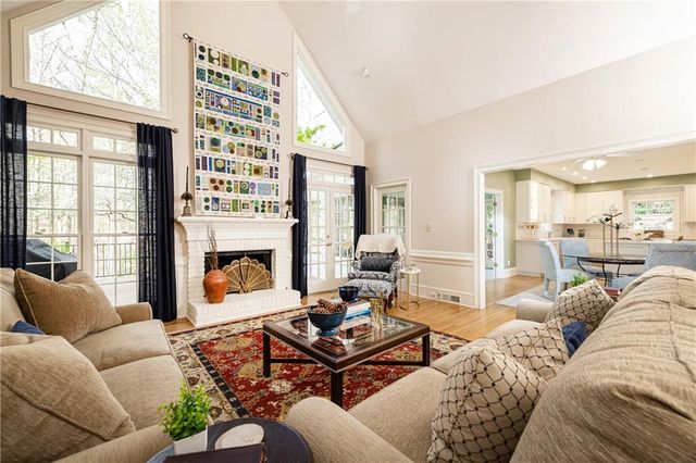 9275 Stonemist Trace, Roswell, GA 30076