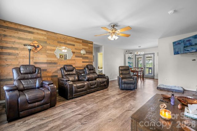 649 Springs East Road, Lincolnton, NC 28092