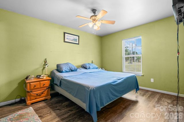 649 Springs East Road, Lincolnton, NC 28092