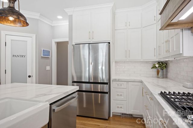 6263 Chamar Circle, Kannapolis, NC 28081
