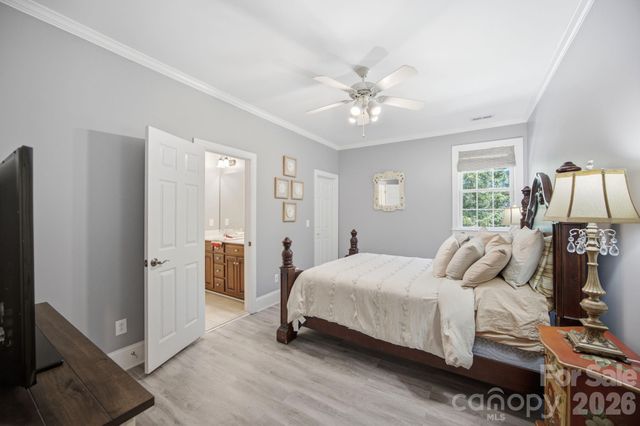 6263 Chamar Circle, Kannapolis, NC 28081