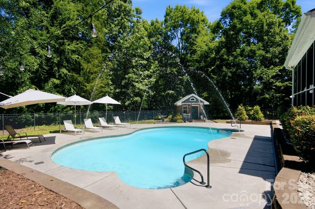 6263 Chamar Circle, Kannapolis, NC 28081