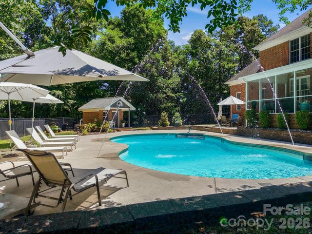 6263 Chamar Circle, Kannapolis, NC 28081