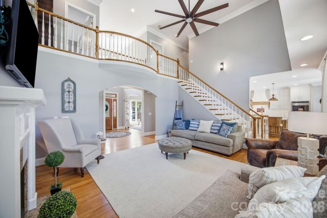 6263 Chamar Circle, Kannapolis, NC 28081
