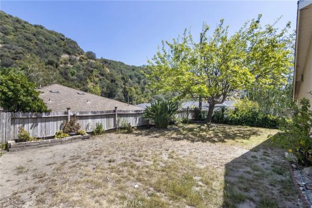 2115 Normanton Drive, La Canada Flintridge, CA 91011