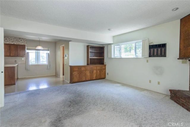 2115 Normanton Drive, La Canada Flintridge, CA 91011