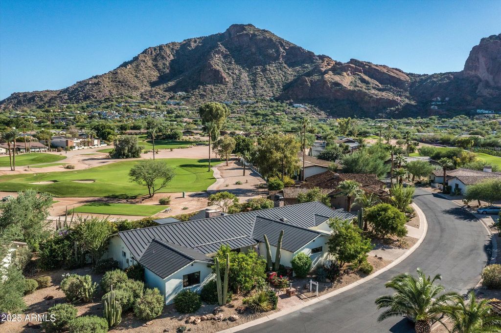 5525 E LINCOLN Drive 104, Paradise Valley, AZ 85253