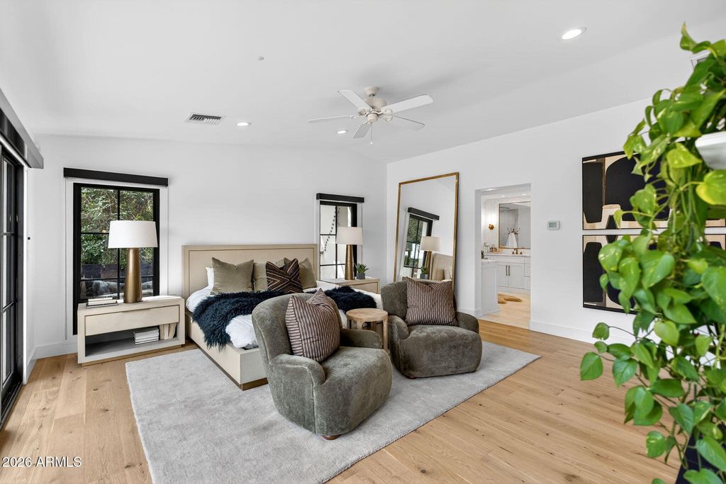 Image 26 of property listing at 5525 E LINCOLN Drive 104, Paradise Valley, AZ 85253