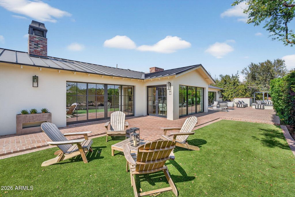 Image 42 of property listing at 5525 E LINCOLN Drive 104, Paradise Valley, AZ 85253