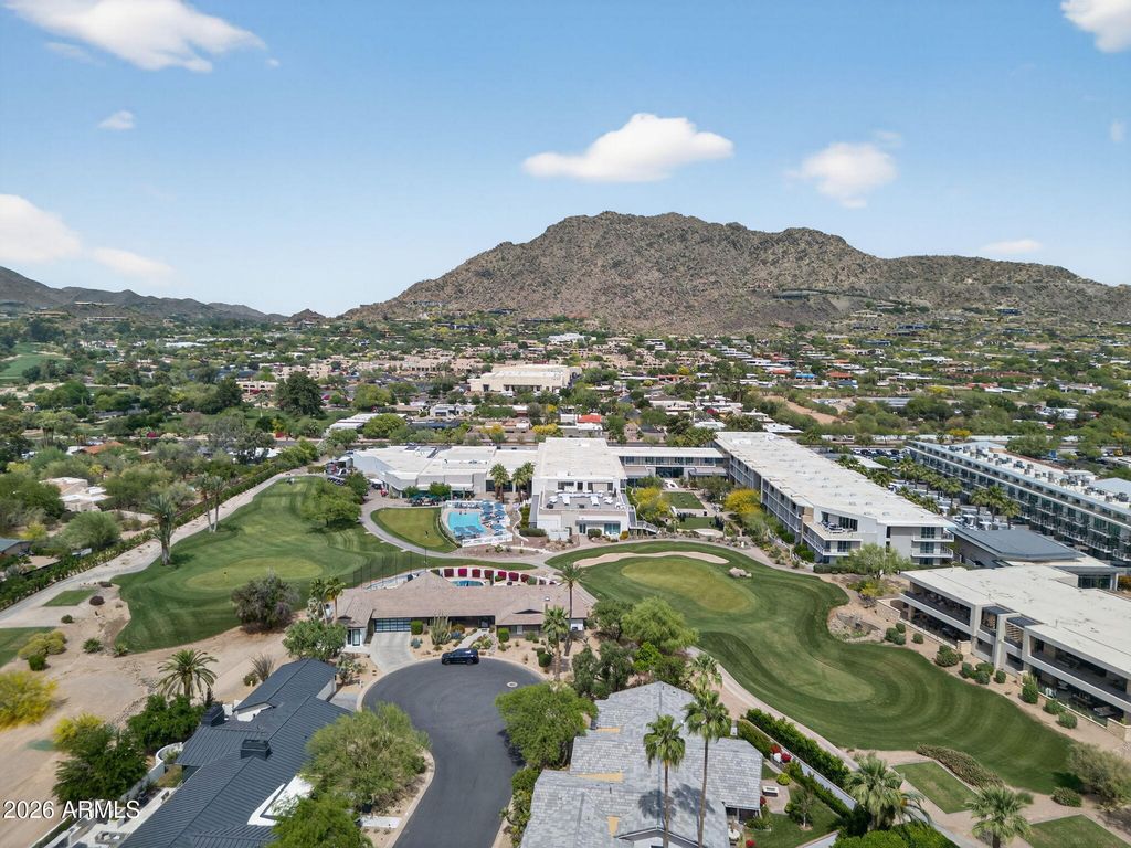 Image 48 of property listing at 5525 E LINCOLN Drive 104, Paradise Valley, AZ 85253