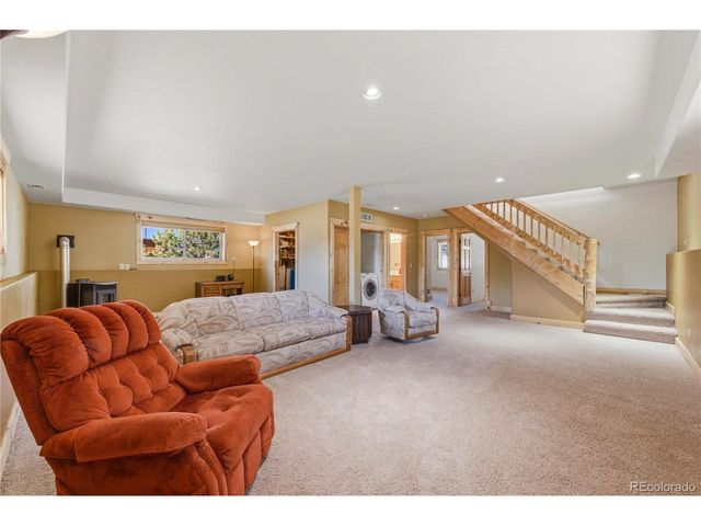 73 Big Horn Ln, Florissant, CO 80816