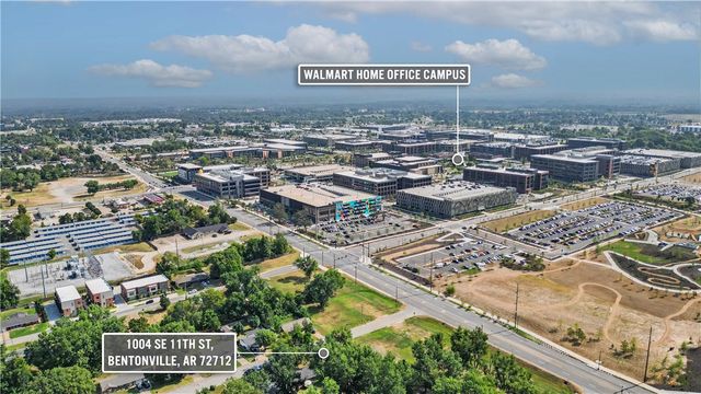 1004 SE 11th Street, Bentonville, AR 72712