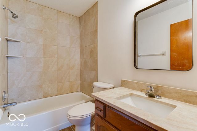 11903 Corbin Drive, Fishers, IN 46038