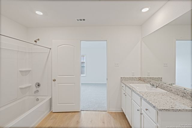 15014 Telfaire Meadow, Von Ormy, TX 78073