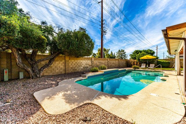 833 W NARANJA Avenue, Mesa, AZ 85210