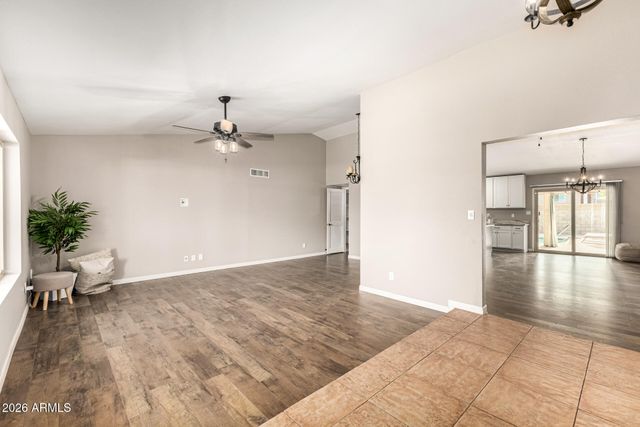 833 W NARANJA Avenue, Mesa, AZ 85210