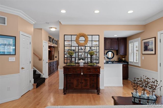 23 Bopp Lane, Town And Country, MO 63131